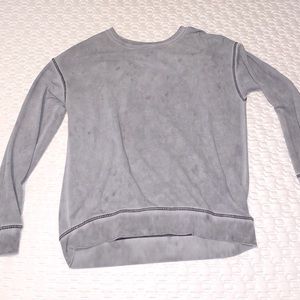 American eagle long sleeve shirt/sweater with rain wash look